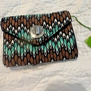 Vera Bradley Turnlock Wallet in the “Go Wild” pattern. 🐆